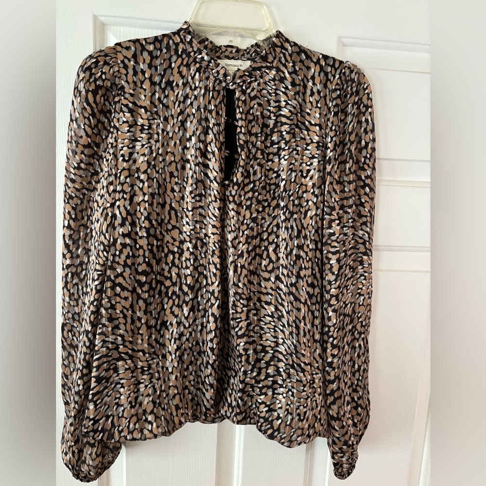 NWT Stylish Women's Patterned Blouse for Women